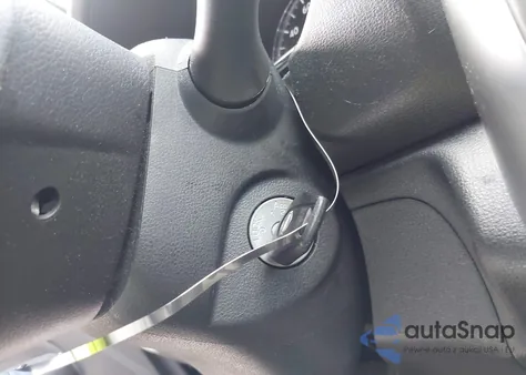 2019 Nissan Versa 1.6 Sv z USA, uszkodzony, nr VIN 3N1CN7AP0KL867605